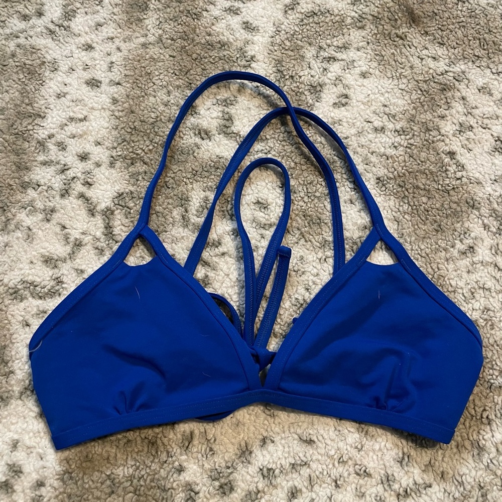 Jolyn top
